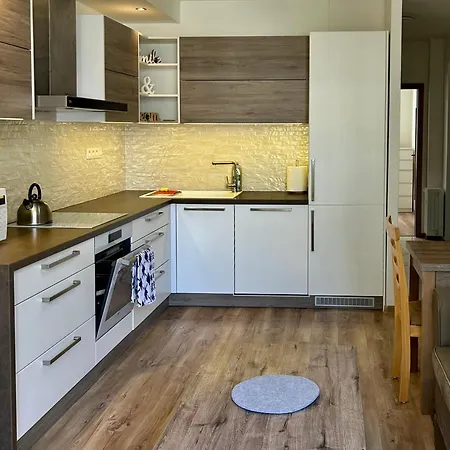 Lucky, Bojnice Lejlighed *